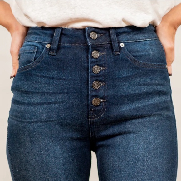 KanCan High Rise Button Fly Flare Petite Jeans Dark Women’s Multi Sizes - Picture 4 of 7